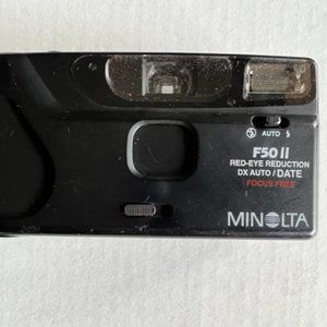 Minolta F50ll Focus Free 35 MM Camera w/ Red-Eye-Reduction.